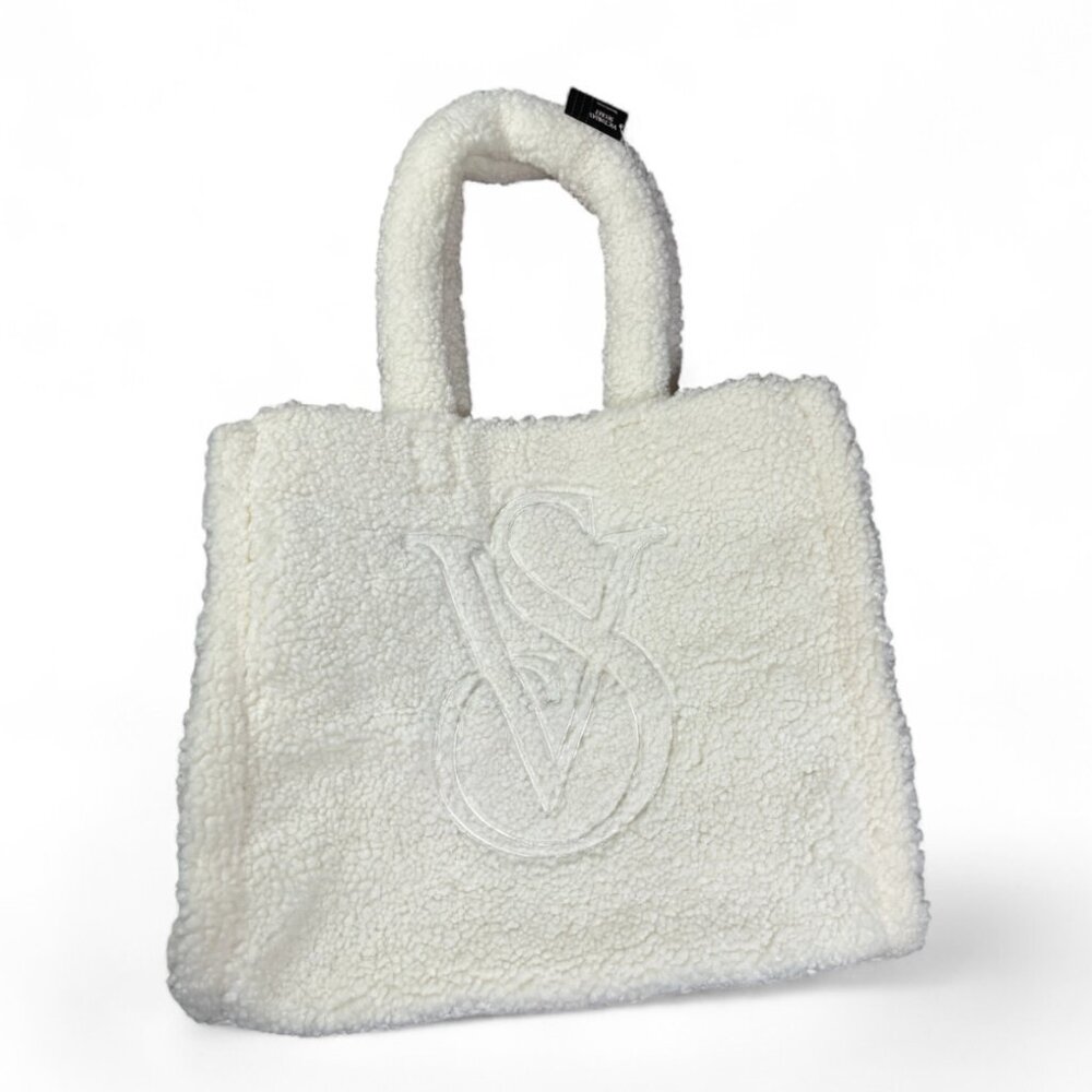✨ Victoria’s Secret Faux Fur Tote Bag – Off White / Cream – New with Tags  ✨